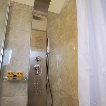 Sweet Apricot Apartment *