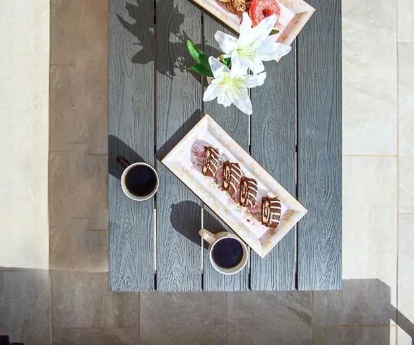 Sweet Apricot * Pelekas